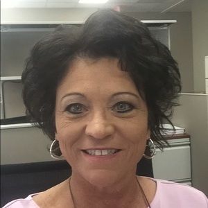 Meet your Posher, Angie